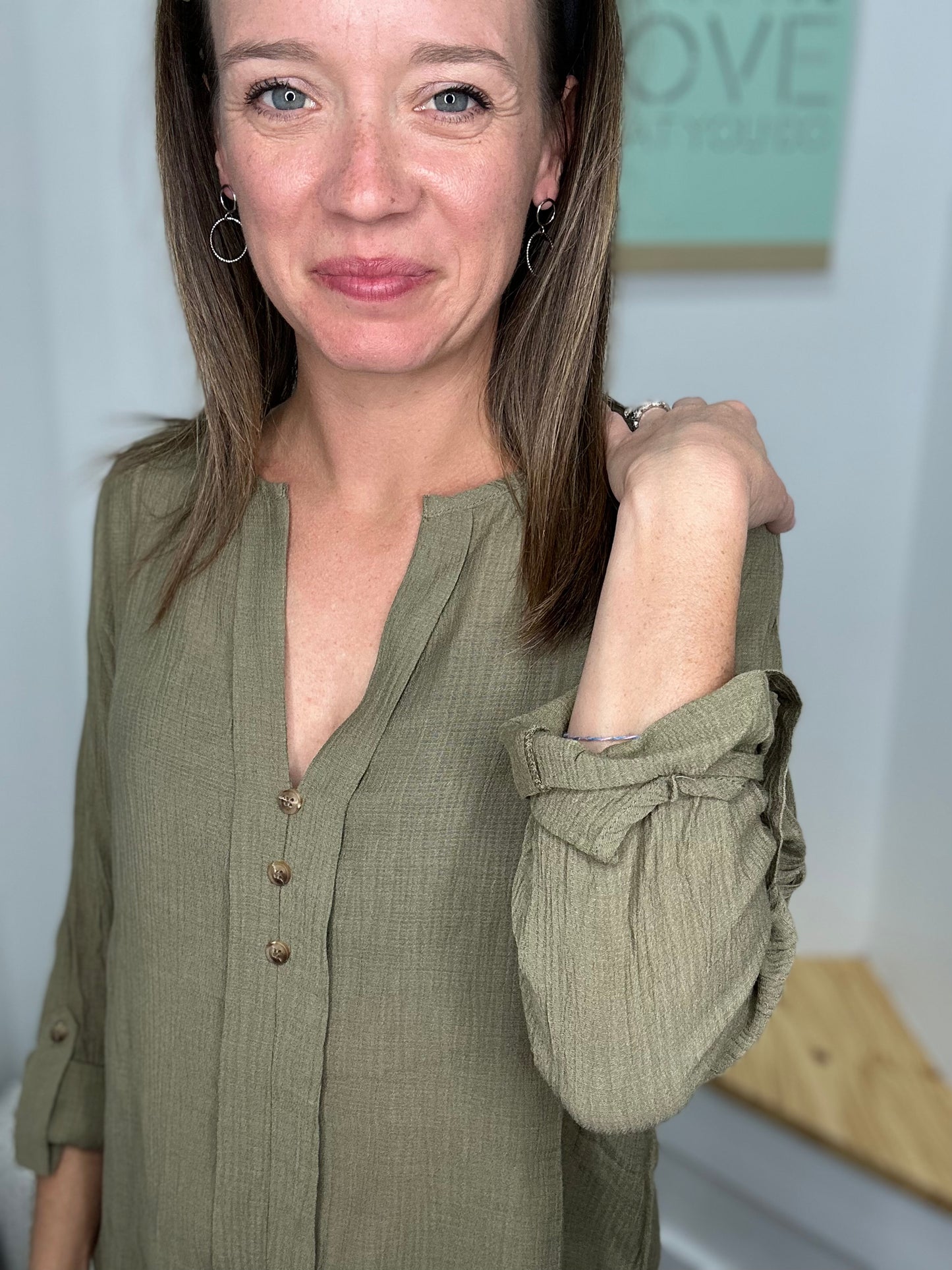 OLIVE SPLIT NECK TOP-8417