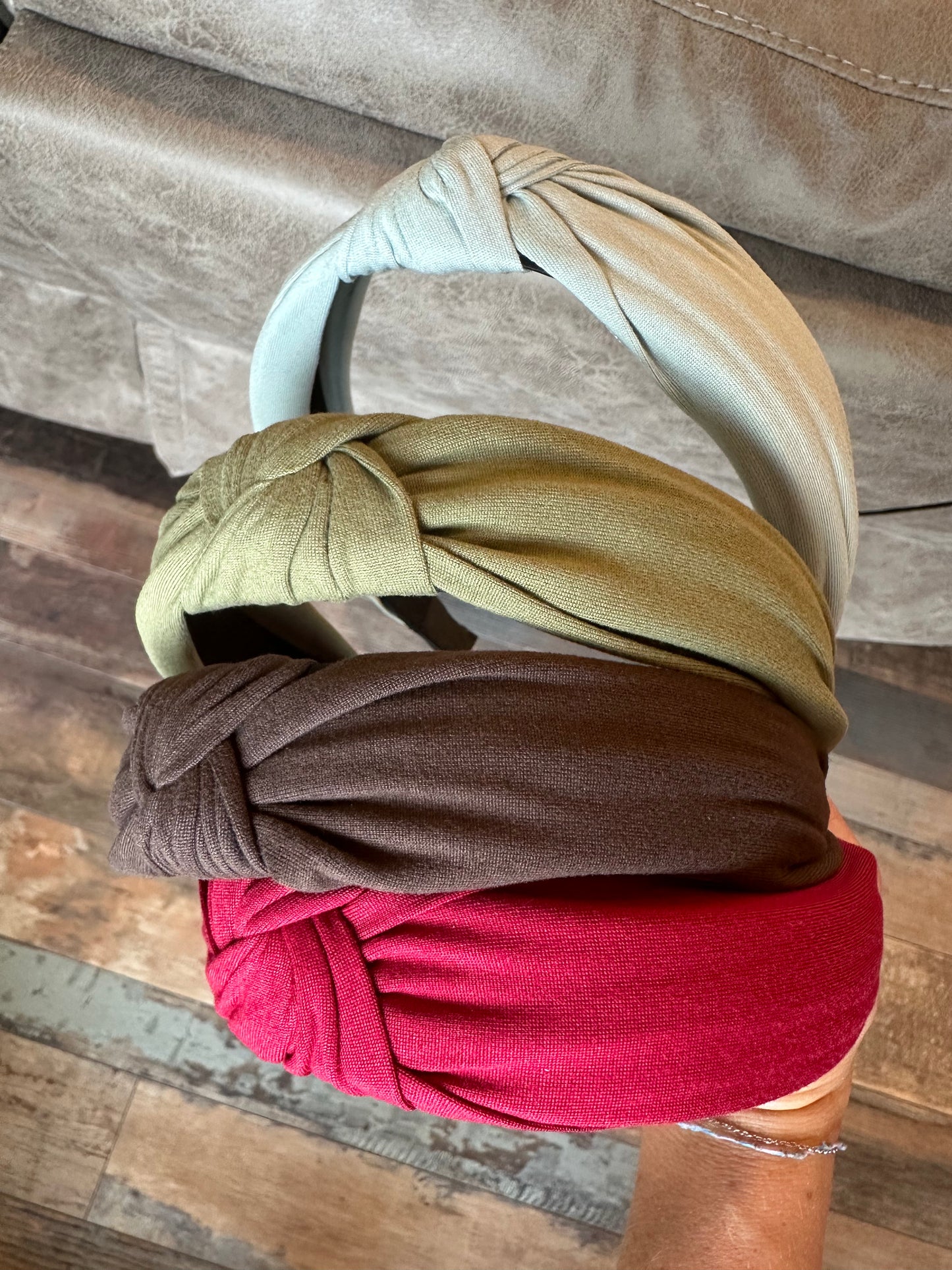 KNOTTED HEADBAND