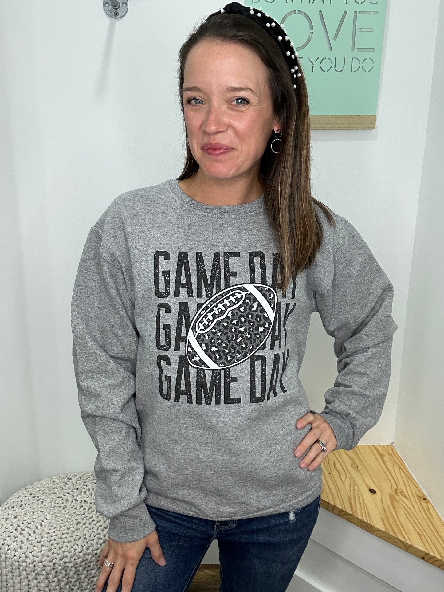 FOOTBALL GAMEDAY SWEATSHIRT
