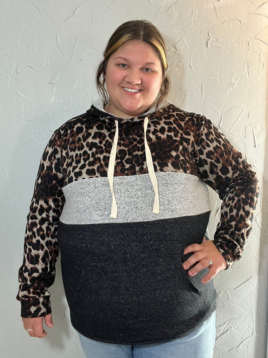 ANIMAL-LT GRAY-CHARCOAL COLORBLOCK