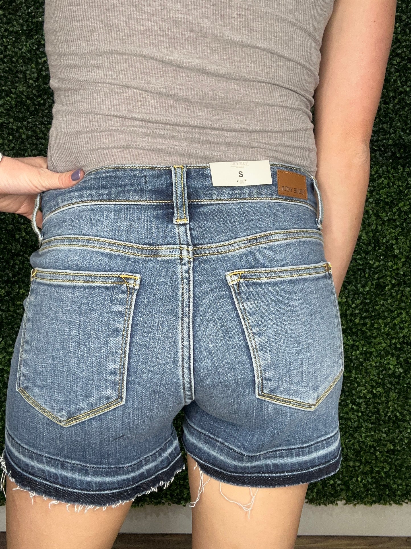 JB15268-RELEASE SHORTS