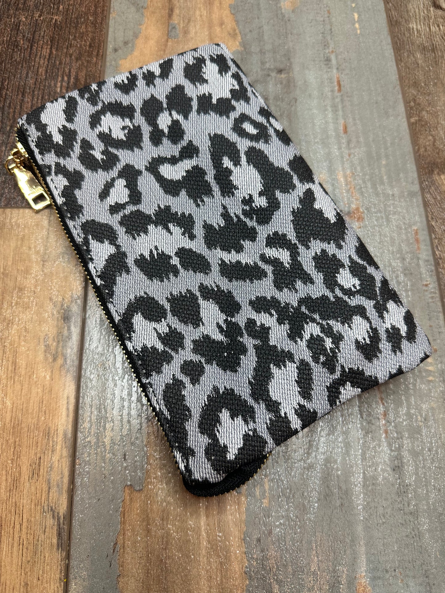 3-IN-1 CROSSBODY/WRISTLET/WALLET