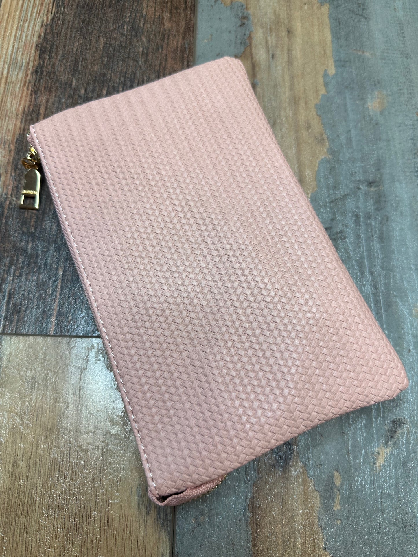 3-IN-1 CROSSBODY/WRISTLET/WALLET