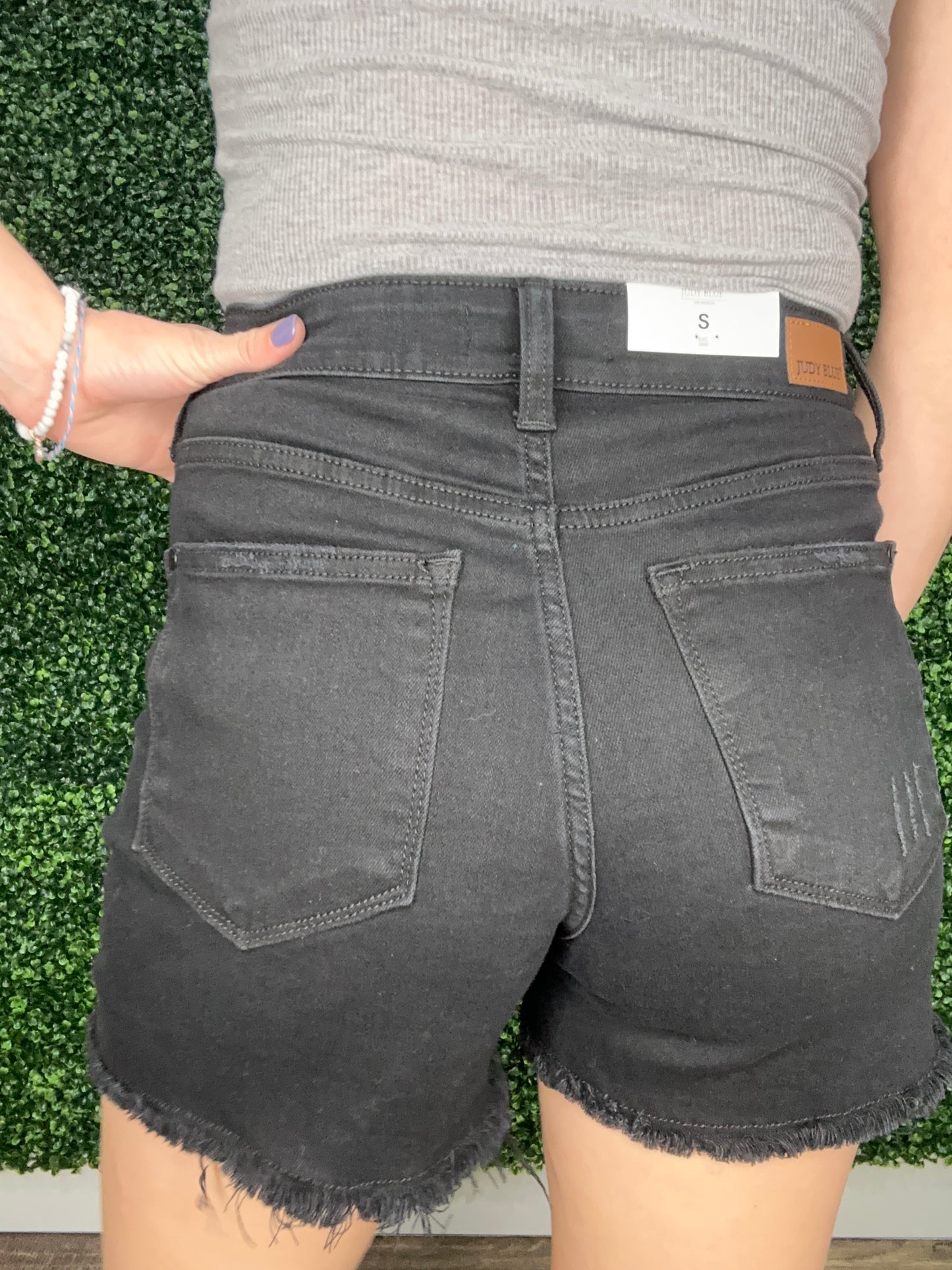 JB15265-TULIP SHORTS