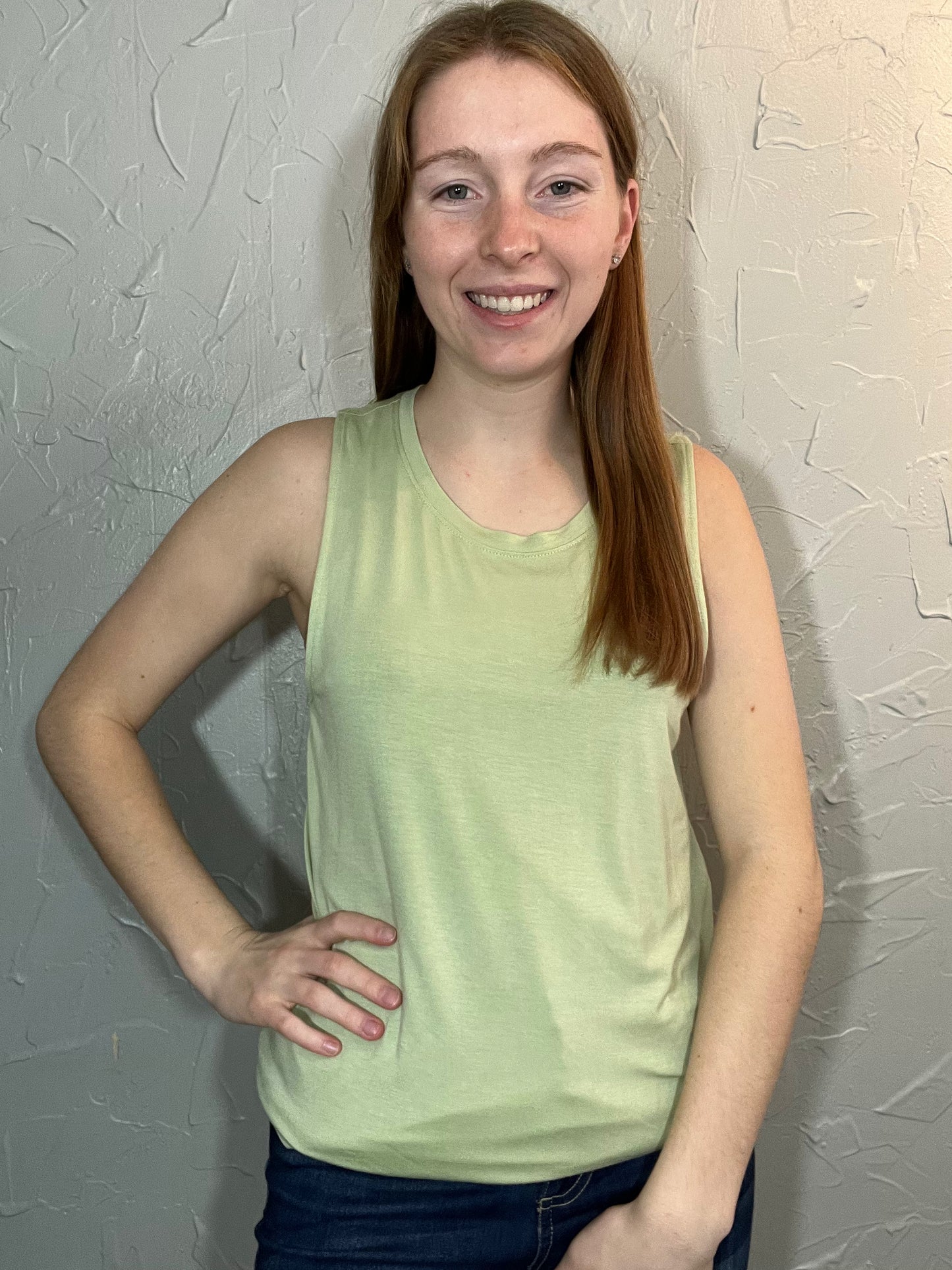 Scoop Neck Basic Tank