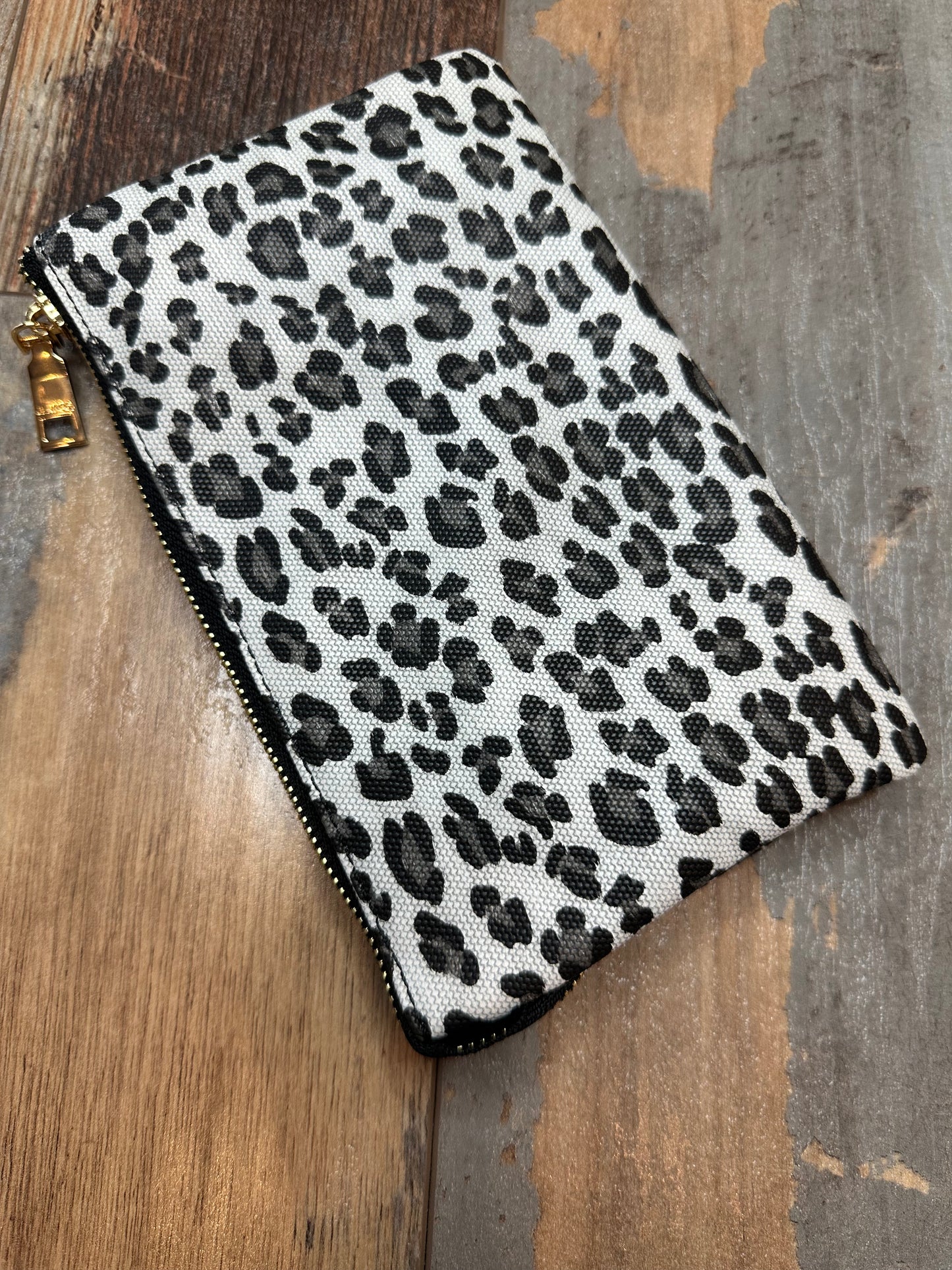 3-IN-1 CROSSBODY/WRISTLET/WALLET