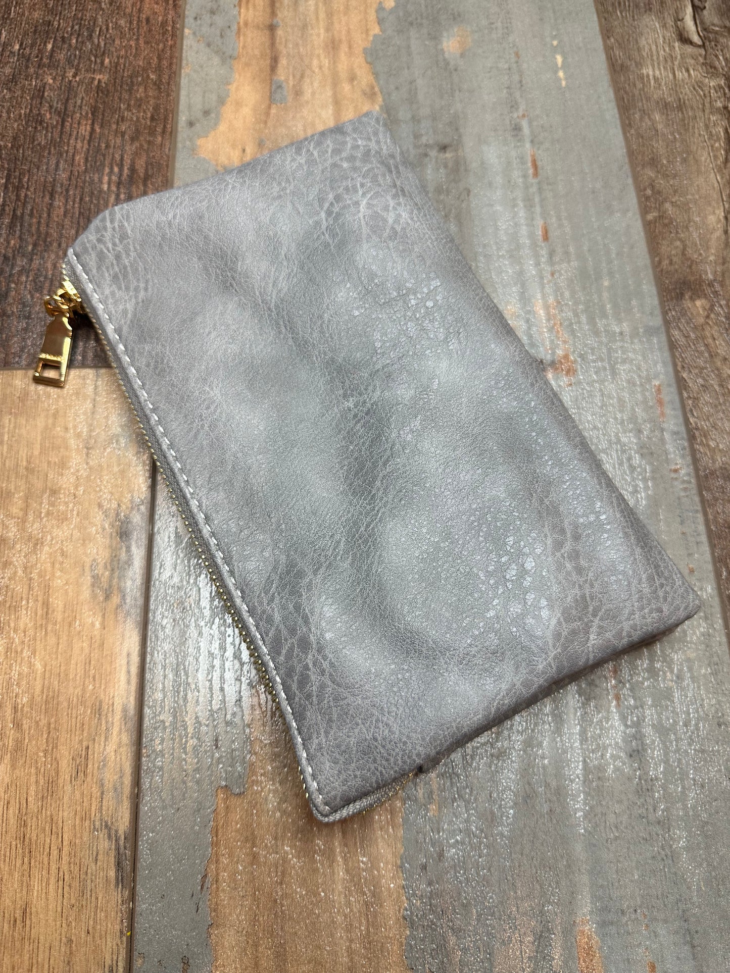 3-IN-1 CROSSBODY/WRISTLET/WALLET