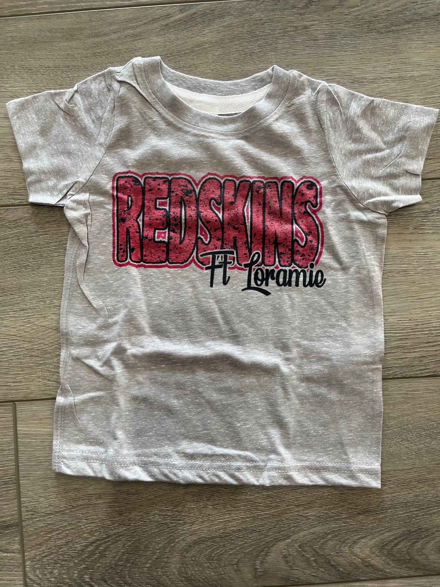 KIDS SCHOOL CITY GRAPHIC RED