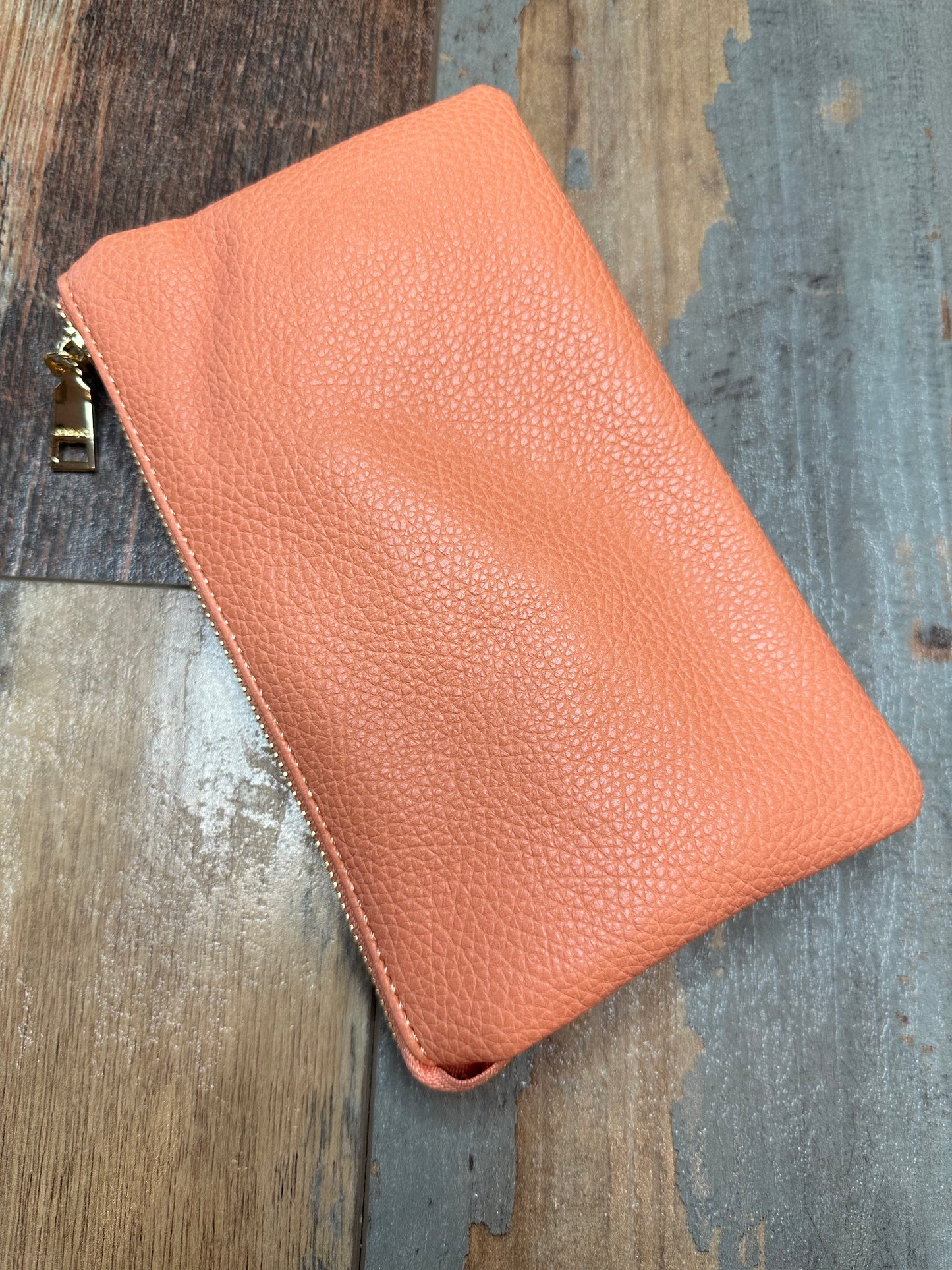 3-IN-1 CROSSBODY/WRISTLET/WALLET