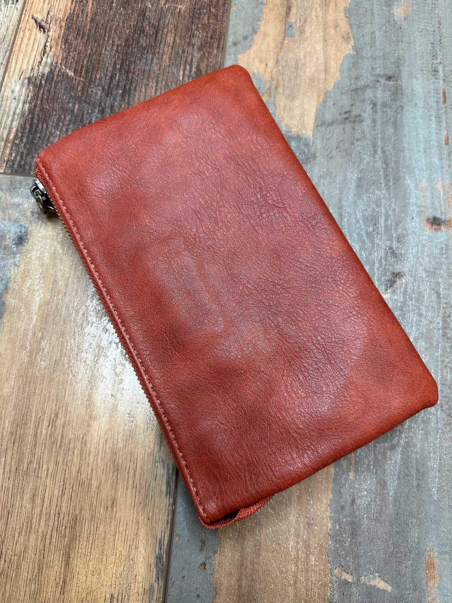 3-IN-1 CROSSBODY/WRISTLET/WALLET