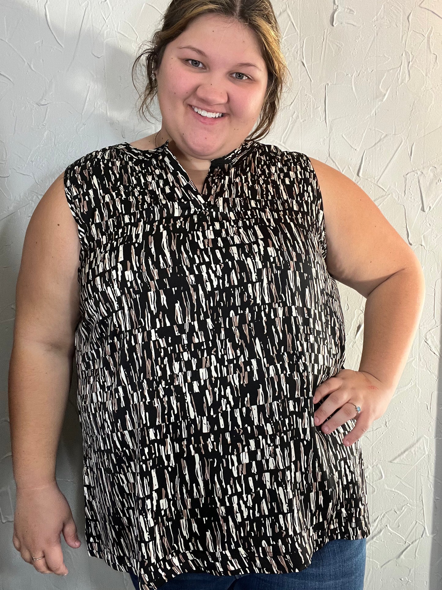 Curvy Black Abstract Printed Tank