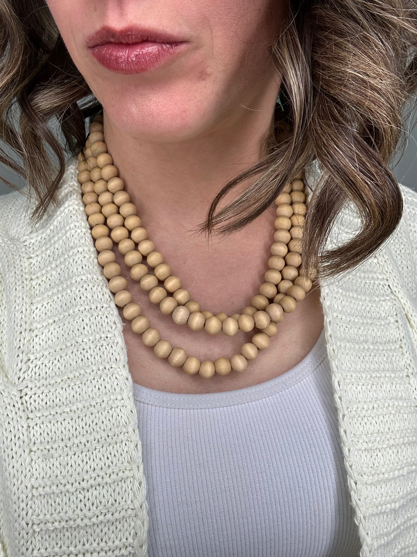 WOOD BALL NECKLACE