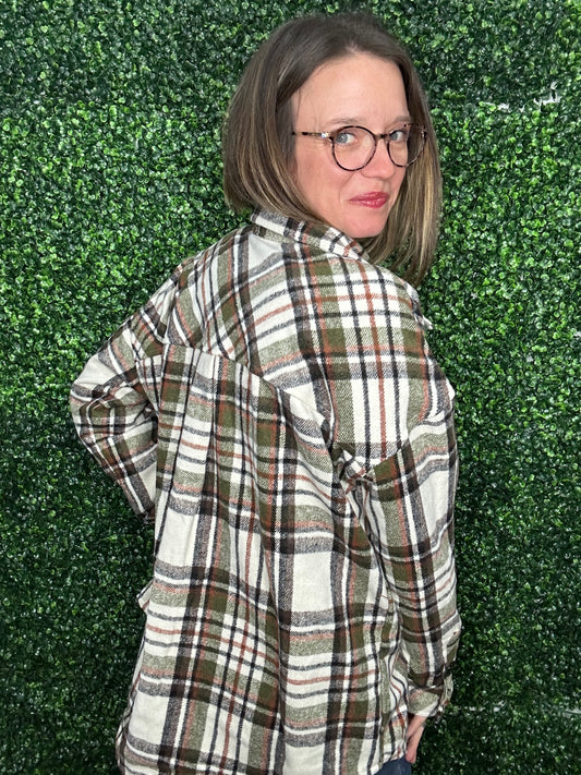 IVORY PLAID SHACKET