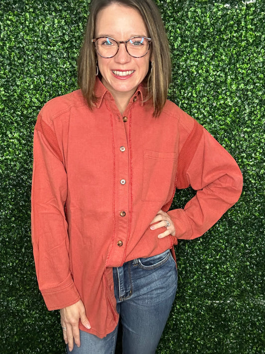 BUTTON DOWN PLEAT COAT