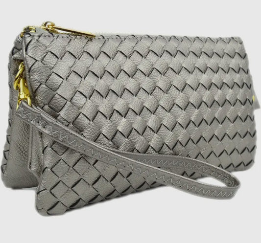 Crossbody/Wristlet/Wallet in 1