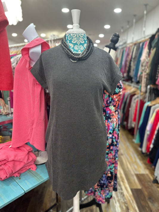 RIBBED DRESS WITH POCKETS-6807