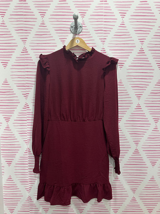 GARNET RUFFLE L/S DRESS