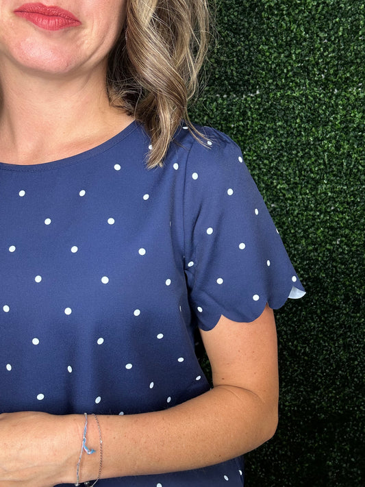 NAVY DOT TOP