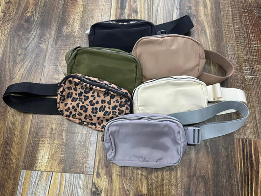 WATERPROOF TRAVEL PACK