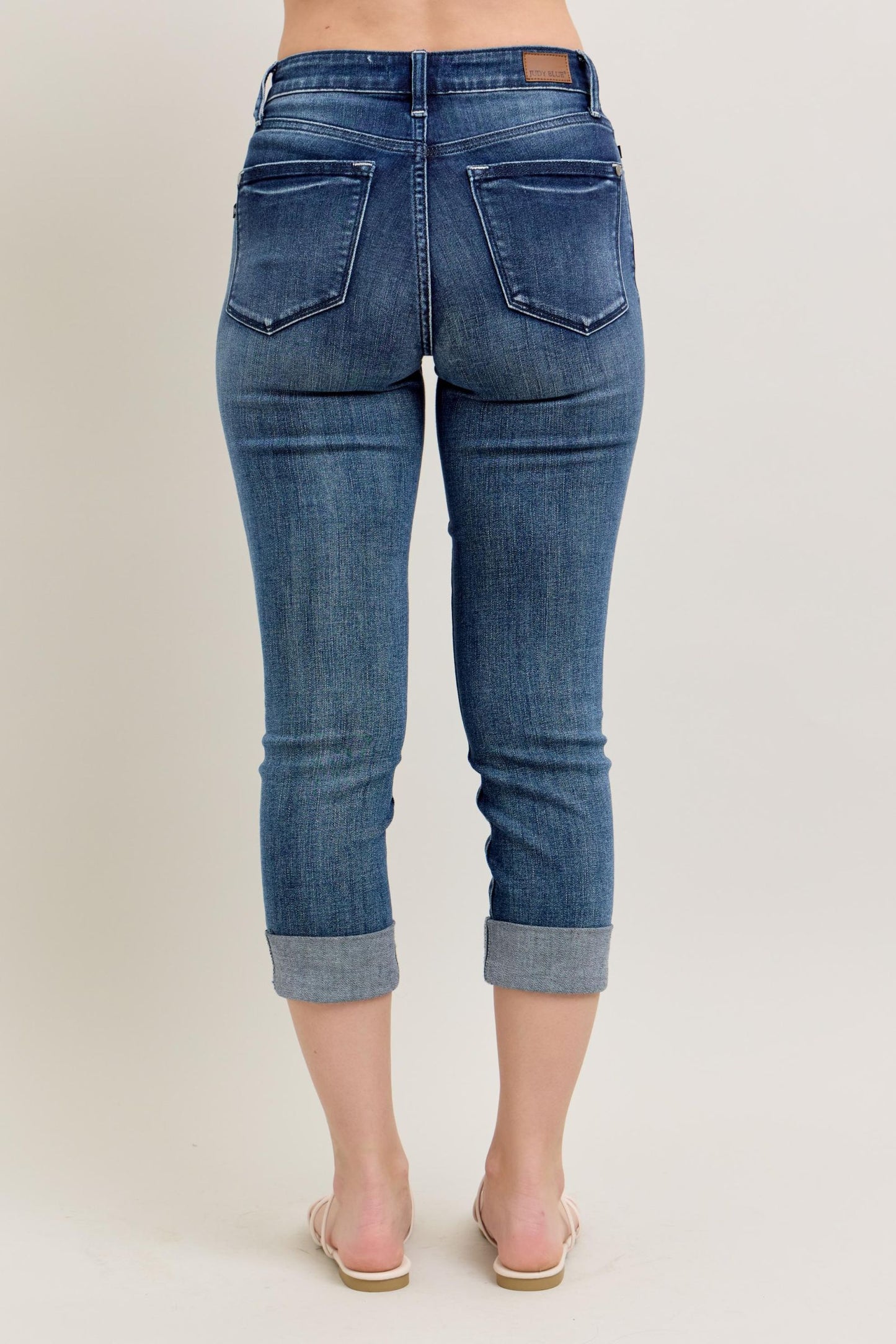 Judy Blue Cuffed Capri 72121