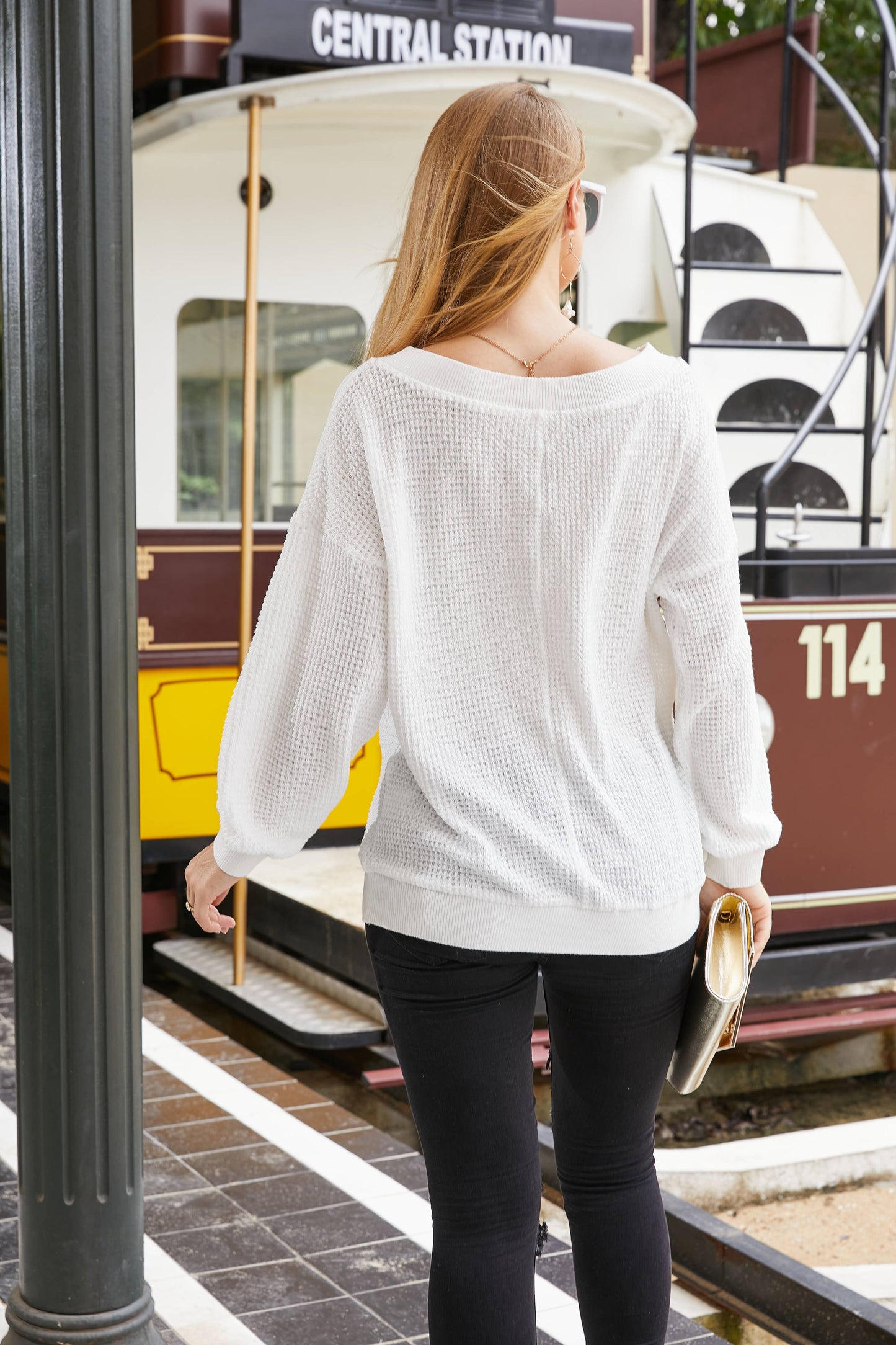 V-Neck Knit Top 712