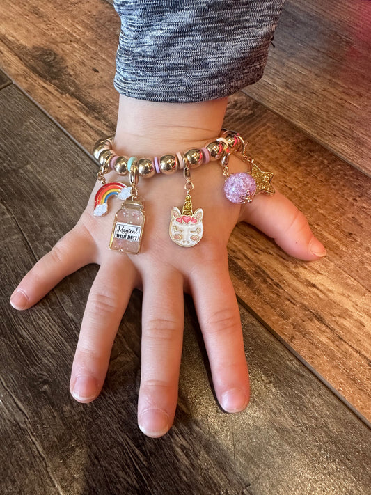 GIRLS CHARM BRACELET SET