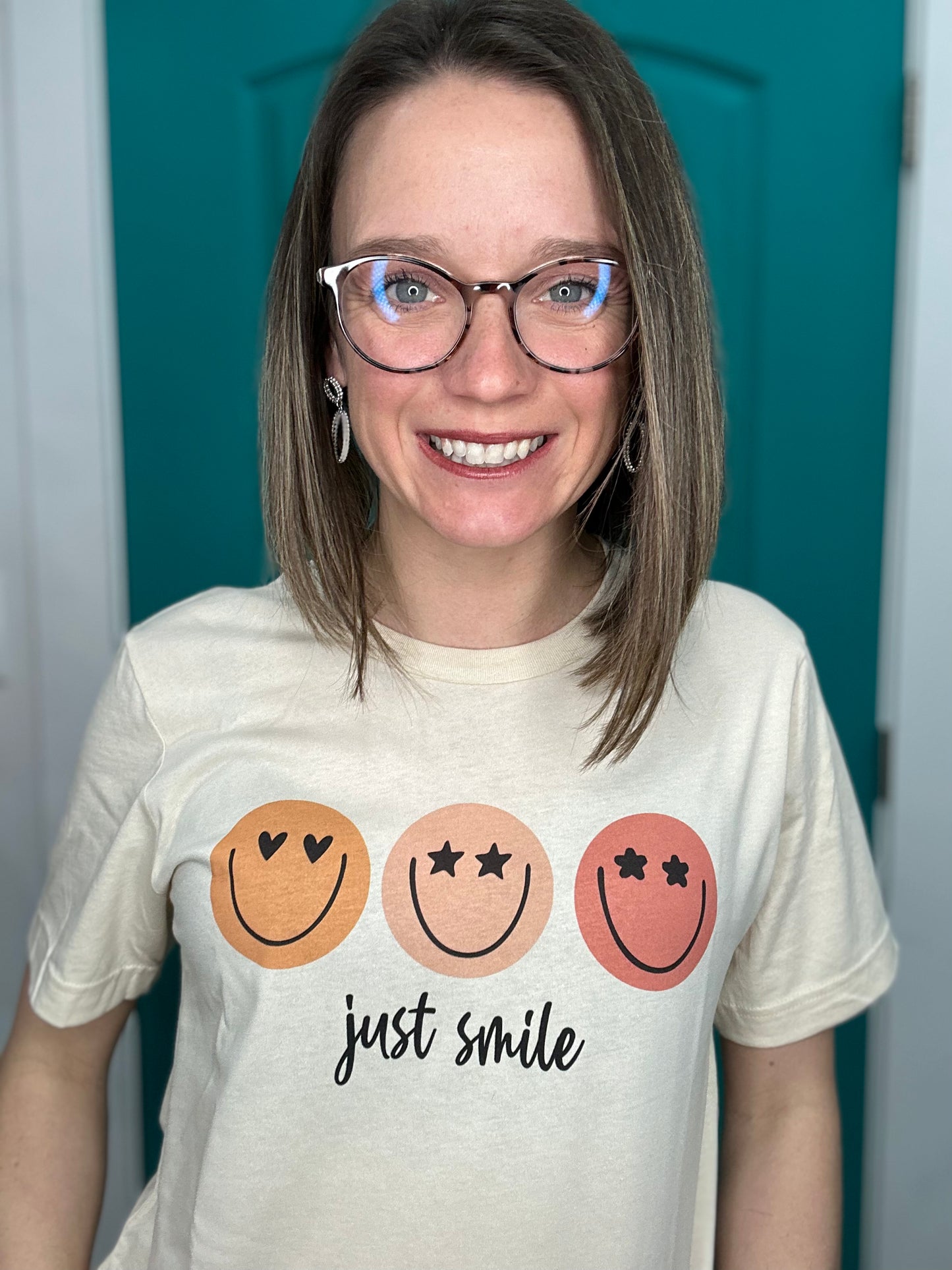 JUST SMILE GRAPHIC